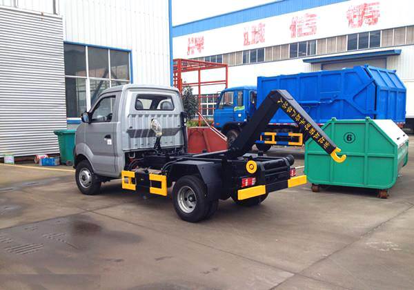王牌小型3方勾臂垃圾車(chē)（國(guó)五）