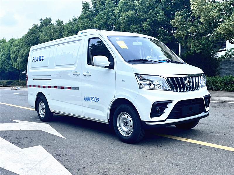 長(zhǎng)安睿行M80面包冷藏車 長(zhǎng)安睿行M80面包冷藏車