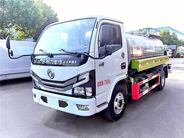 改工藝、提質量東風多利卡D6灑水車3-5噸市場的領航員