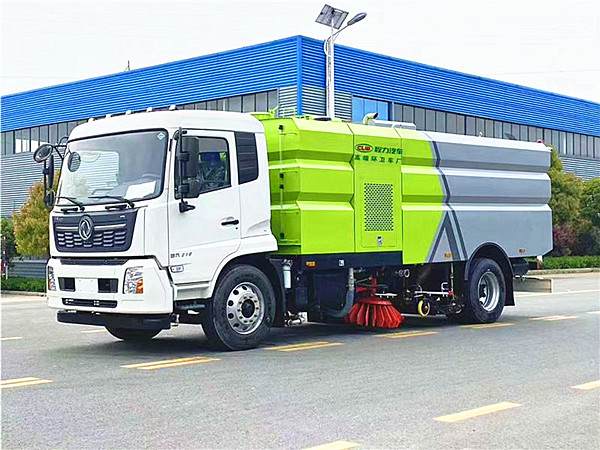 東風天錦12方掃路車