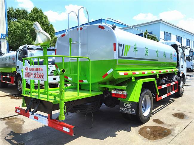 程力專用灑水車,生產廠家灑水車的知識普及