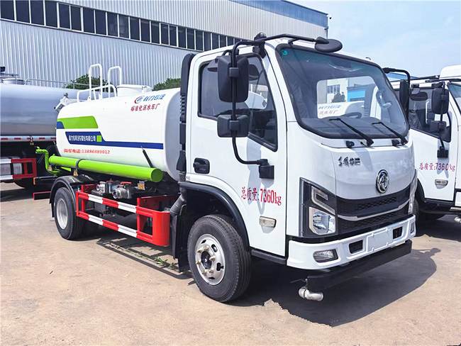 灑水霧炮車在作為出口車型時，采購時需要注意哪幾項事情