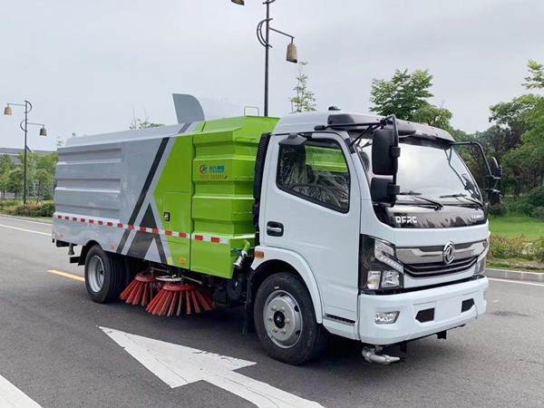 東風(fēng)凱普特8方掃路車 東風(fēng)凱普特8方掃路車