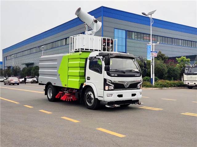 東風福瑞卡8方掃路車 東風福瑞卡8方掃路車
