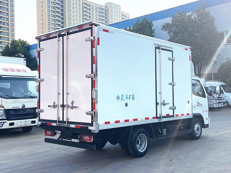 福田歐馬可M卡冷藏車