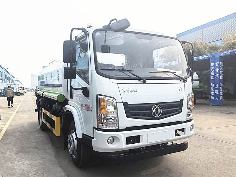 東風華神T1灑水車