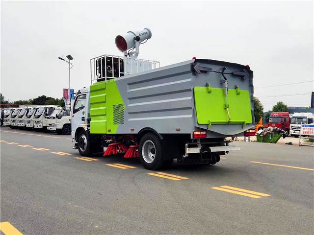東風福瑞卡F7掃路車