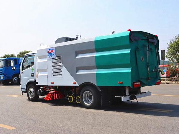 東風(fēng)多利卡D6洗掃車