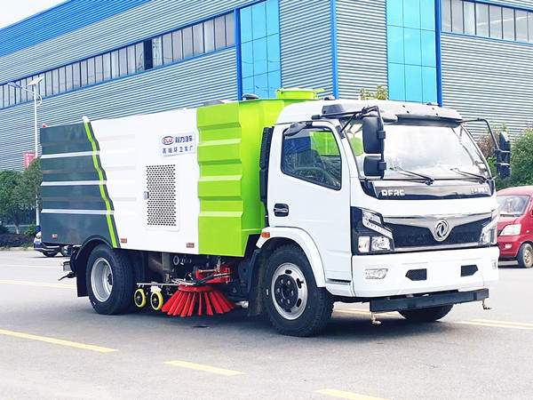 東風(fēng)福瑞卡洗掃車
