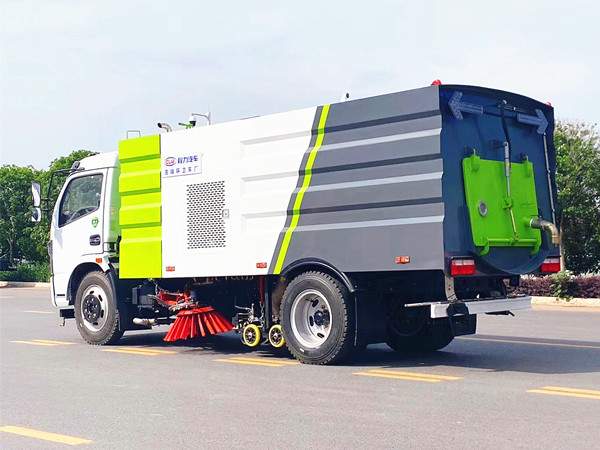 東風(fēng)福瑞卡洗掃車