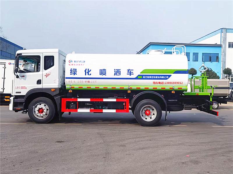東風D9灑水車的優點有哪些？