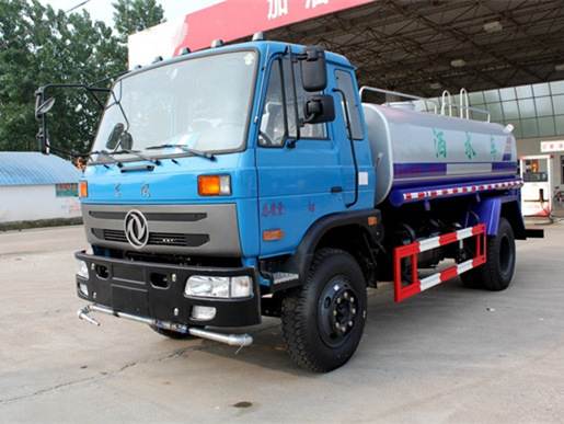 東風153灑水車